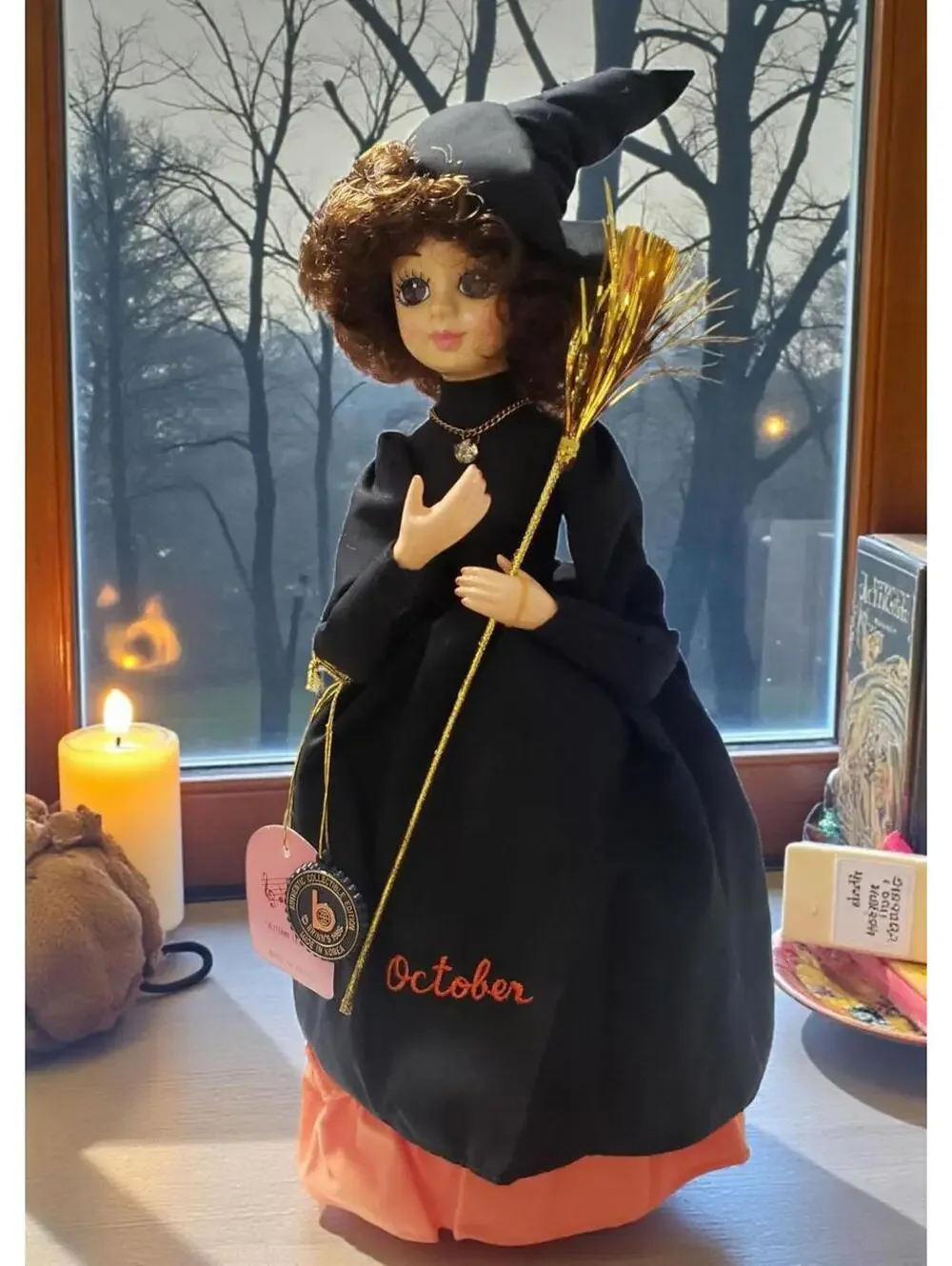 Vintage Halloween Brinn’s Musical Calendar Miss Doll, 1986 w/ Tags Music Box